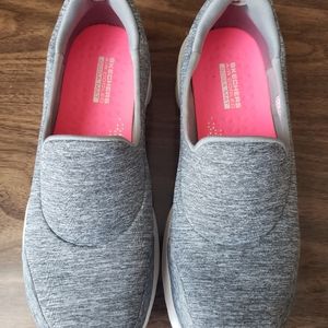 Skechers Ultra Go Walk